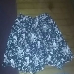 Floral mini skirt